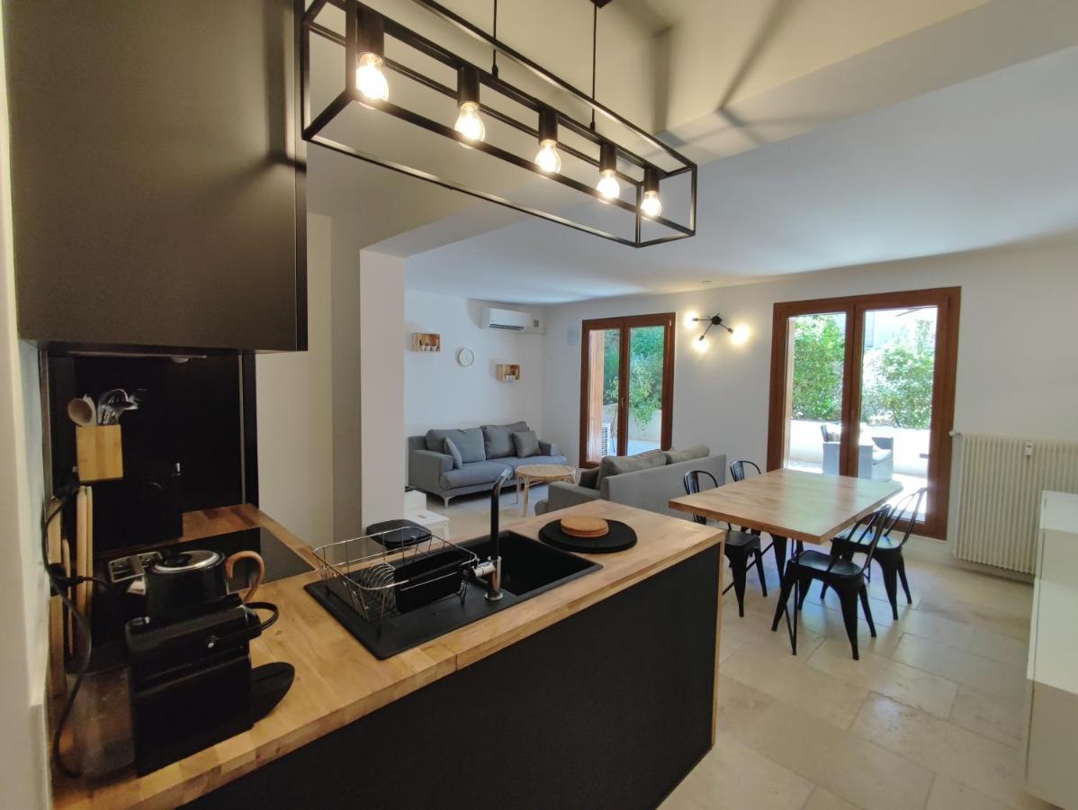 Ferienwohnung Le Thiers-Temps - Ac Clim - Grande Terrasse - Proche Theatres Avignon Exterior foto